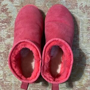 Ugg Ultra Mini Pink Glow Size 10